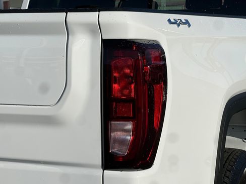 New 2026 GMC Sierra 1500 Pro image 7