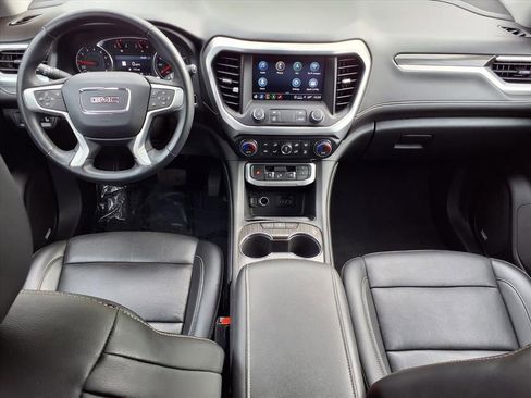 Used 2023 GMC Acadia SLT image 11