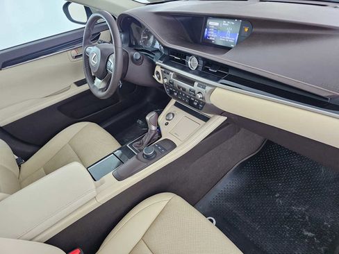 Used 2018 Lexus ES 350 image 11