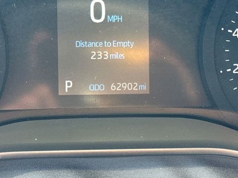 Used 2022 Toyota Sienna XLE w/ XLE Plus Package image 17