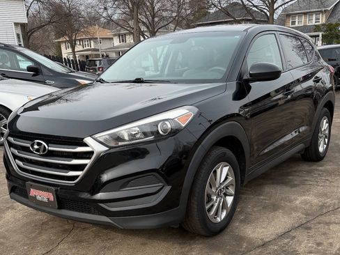 Used 2018 Hyundai Tucson SE image 4