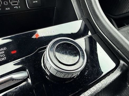 Used 2025 Jeep Grand Cherokee Limited image 41