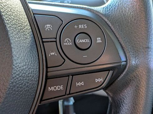 Used 2025 Toyota Corolla LE FWD image 12