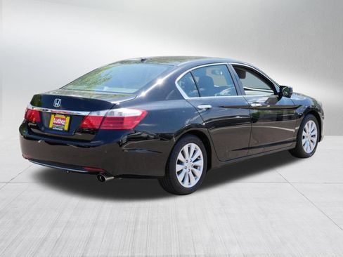 Used 2015 Honda Accord EX-L image 7