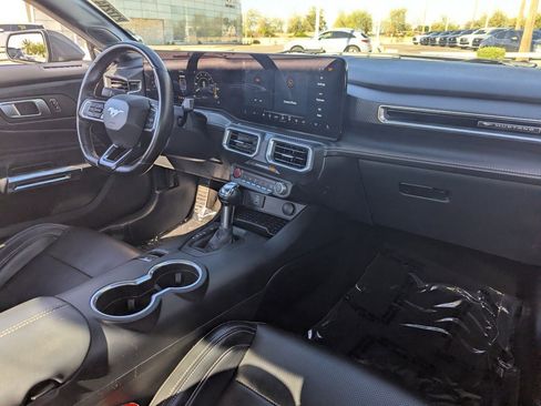 Used 2024 Ford Mustang Premium image 13