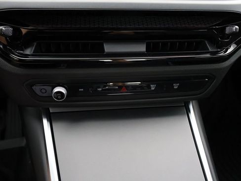 New 2026 BMW 230i xDrive Coupe w/ Premium Package AWD/4WD image 28