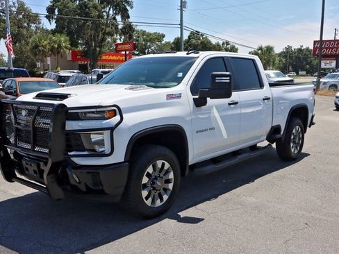 Certified 2025 Chevrolet Silverado 2500 Custom w/ Custom Value Package image 3