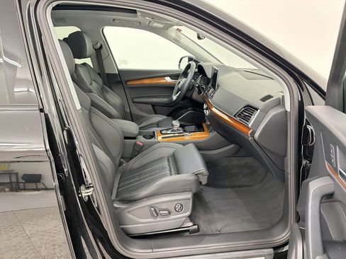 Certified 2023 Audi Q5 2.0T Premium Plus w/ Premium Plus Package AWD/4WD image 25