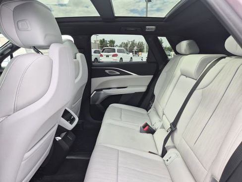 New 2026 Cadillac Lyriq Premium Luxury image 18