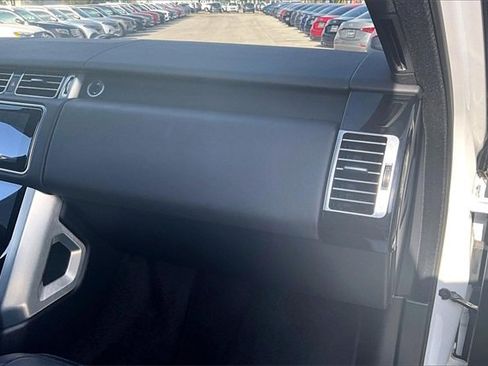 Used 2022 Land Rover Range Rover Westminster Edition image 23
