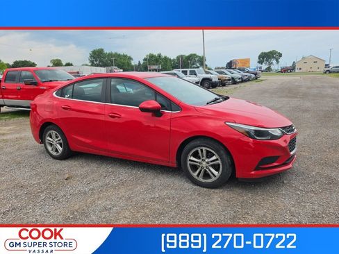 Used 2017 Chevrolet Cruze LT w/ Convenience Package FWD image 1