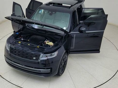 Used 2025 Land Rover Range Rover SE image 84