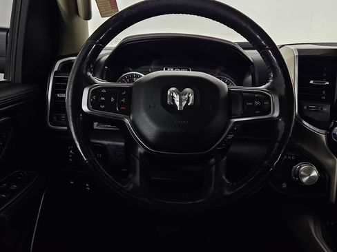Used 2019 RAM 1500 Laramie RWD image 12