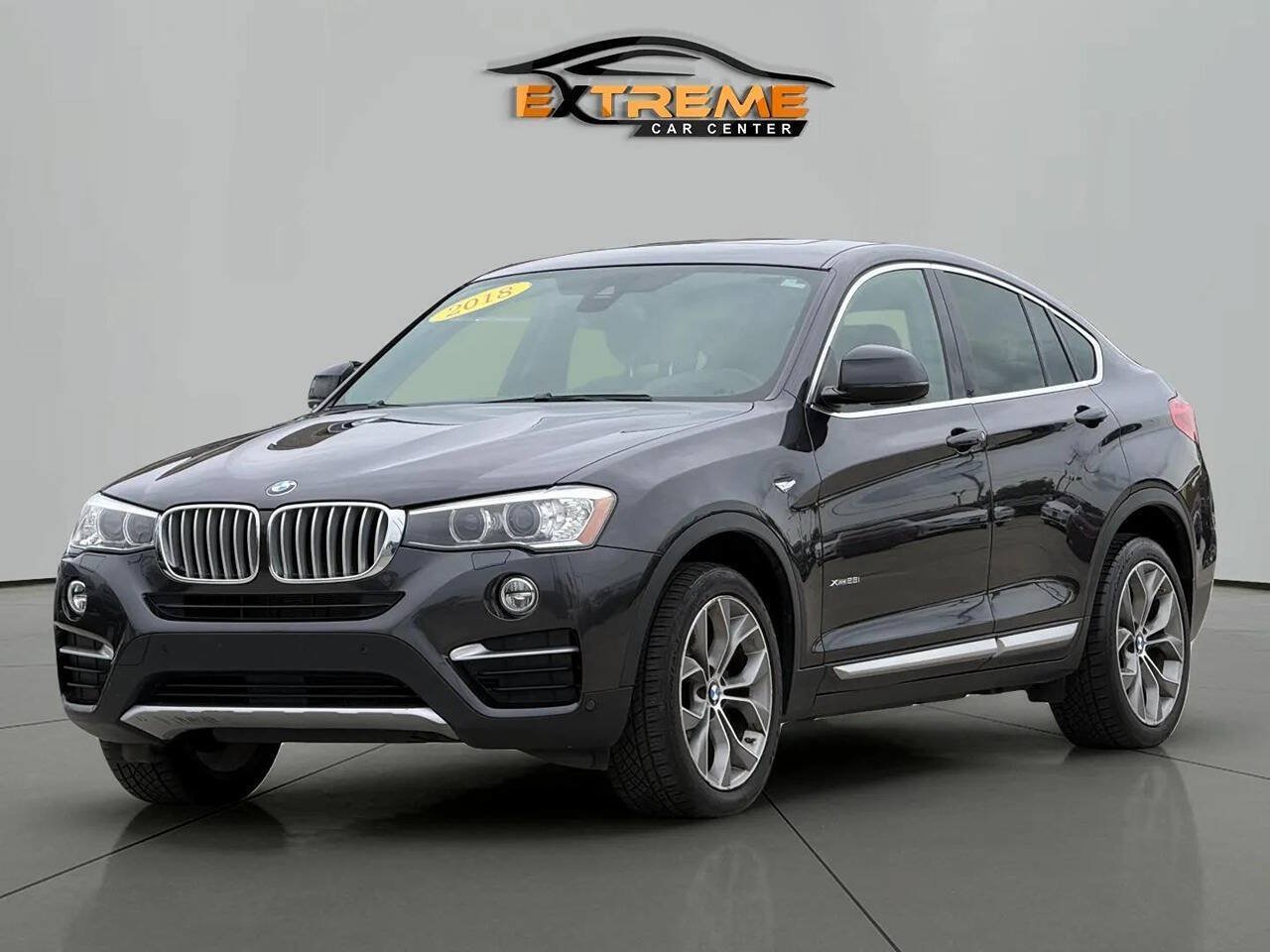 Used 2018 BMW X4 xDrive28i AWD/4WD image 1