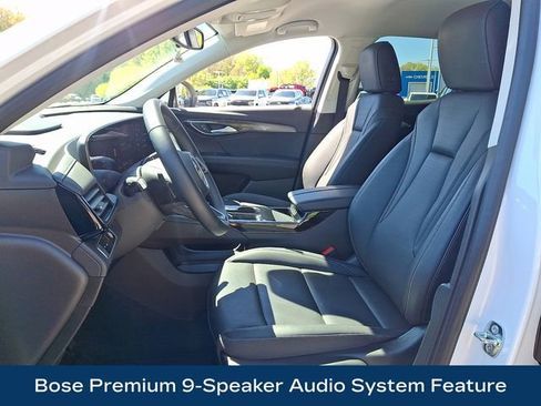 Used 2025 Buick Envision Preferred AWD/4WD image 2