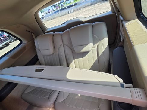 Used 2016 Mercedes-Benz GL 450 4MATIC image 25