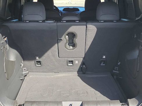 Used 2020 Jeep Renegade Altitude image 24