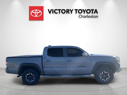 Used 2020 Toyota Tacoma TRD Off-Road image 3