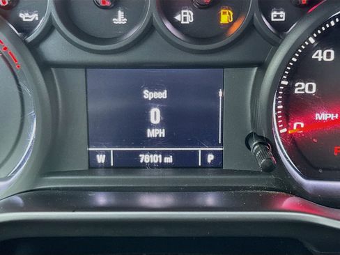 Used 2020 Chevrolet Silverado 1500 Custom w/ Custom Value Package RWD image 8