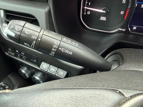 Used 2021 GMC Yukon XL AT4 w/ Rear Media and Nav Package image 28