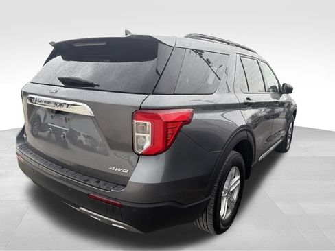 Used 2023 Ford Explorer XLT w/ Equipment Group 202A AWD/4WD image 26