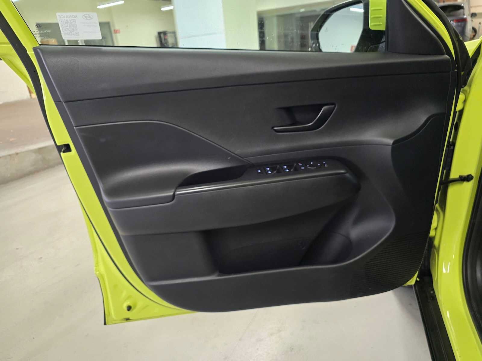 Used 2025 Hyundai Kona SEL AWD/4WD image 18