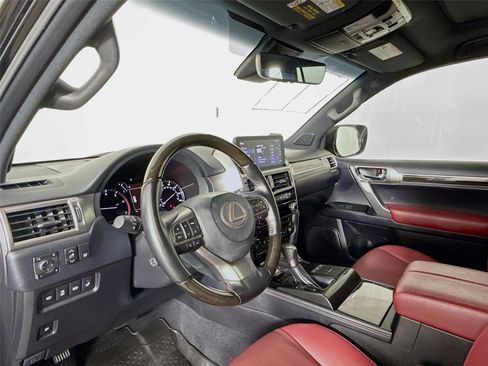 Used 2023 Lexus GX 460 Premium image 9