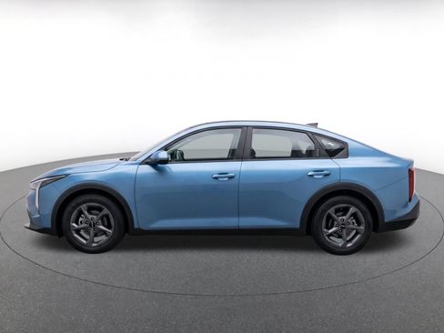 Used 2025 Kia K4 FWD image 8