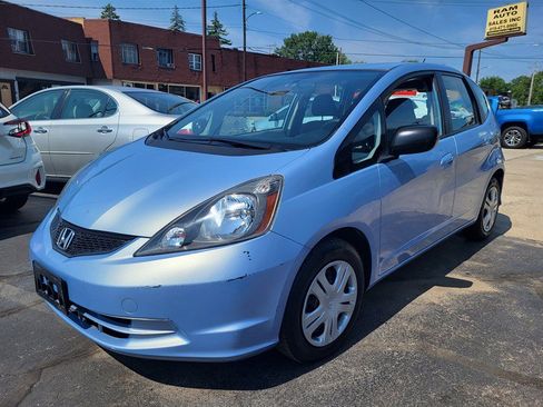 Used 2010 Honda Fit image 3