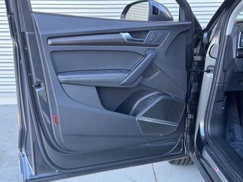 Used 2024 Audi Q5 2.0T Prestige image 21