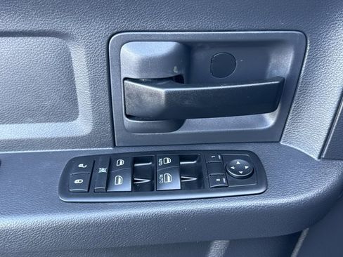 Used 2011 RAM 1500 ST image 13