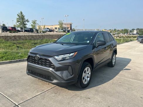 Used 2025 Toyota RAV4 LE AWD/4WD image 3