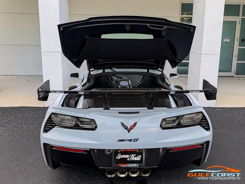 Used 2019 Chevrolet Corvette ZR1 RWD image 37