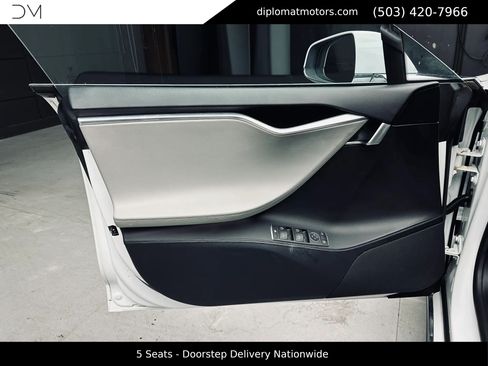 Used 2013 Tesla Model S RWD image 24