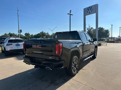 Used 2023 GMC Sierra 1500 AT4 AWD/4WD image 5