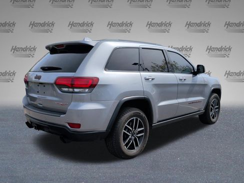Used 2019 Jeep Grand Cherokee Trailhawk w/ Trailhawk Luxury Group image 7