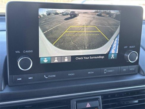 Certified 2025 Honda Pilot Sport image 19