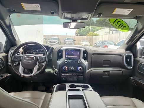 Used 2021 GMC Sierra 1500 SLT AWD/4WD image 16