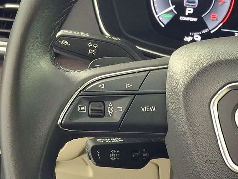 Used 2024 Audi Q5 e Prestige w/ Prestige Package image 22