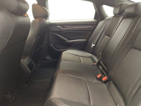 Used 2019 Honda Accord Sport image 18