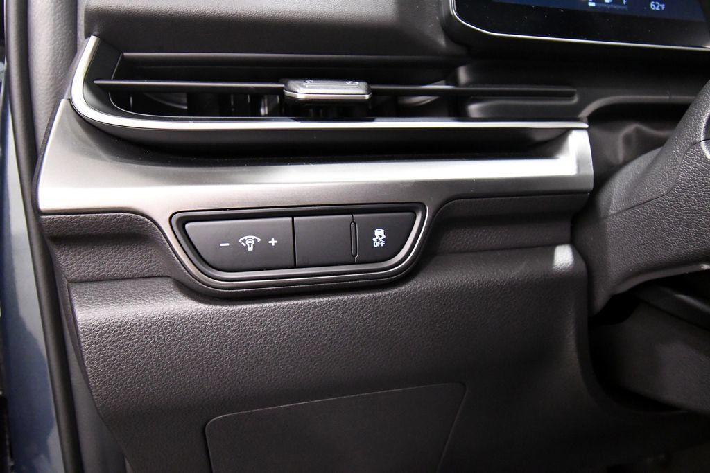 Certified 2026 Kia Carnival SX w/ SX Dark Edition Package FWD image 24