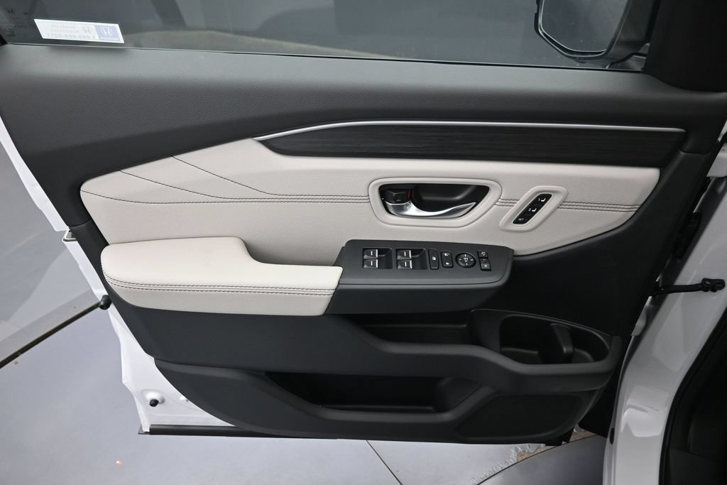 New 2026 Honda Pilot Touring image 24