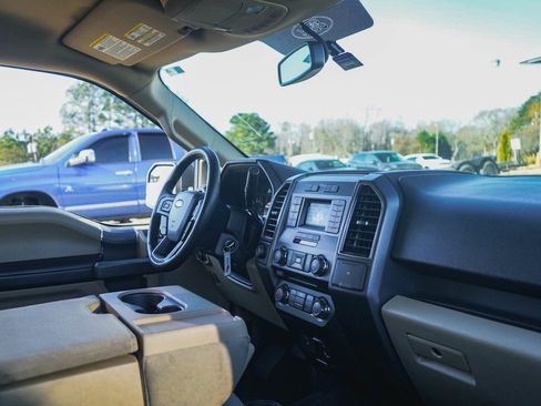 Used 2018 Ford F150 XLT w/ Equipment Group 301A Mid image 10
