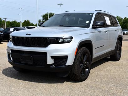 Used 2023 Jeep Grand Cherokee L Laredo