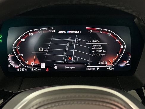 Used 2024 BMW Z4 M40i w/ Shadowloine Package image 17