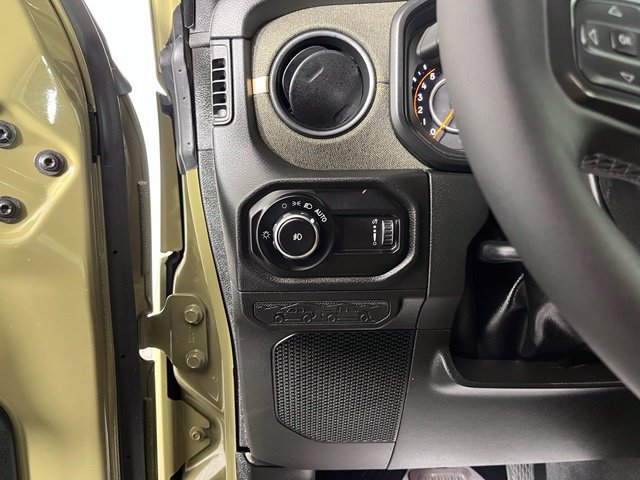 Used 2026 Jeep Wrangler Unlimited Sport AWD/4WD image 19