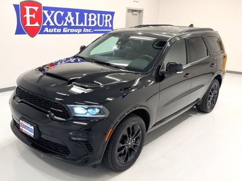 Used 2023 Dodge Durango GT AWD/4WD image 2