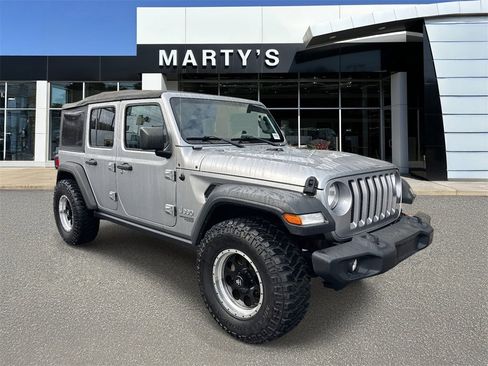 Used 2018 Jeep Wrangler Unlimited Sport image 1