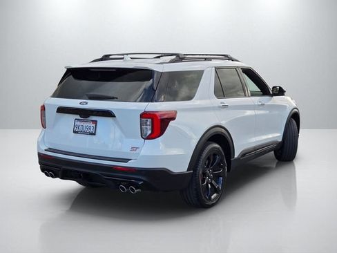 Used 2023 Ford Explorer ST w/ Equipment Group 401A AWD/4WD image 4