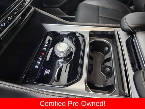 Certified 2026 Jeep Grand Wagoneer L Limited w/ 8-Passenger Seating Package AWD/4WD image 21